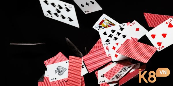Quy định về số người tham gia và độ mạnh của các lá bài trong sâm lốc