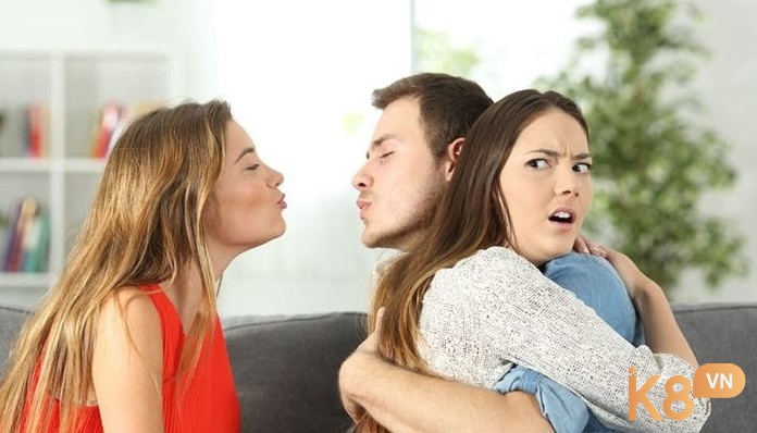 Chiêm bao cha ngoại tình ám chỉ về tổn thương tình cảm