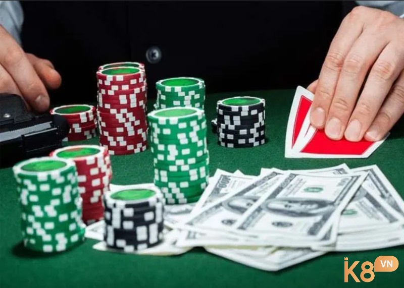 Chọn bàn poker đúng giúp bạn dễ thở hơn, ít bluff, chơi đơn giản, và tối ưu tỷ lệ thắng