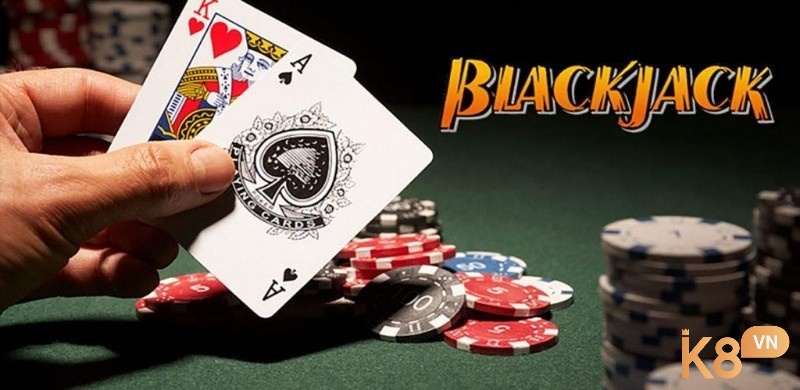 Việc phân biệt giữa hard hand và soft hand là rất quan trọng trong chiến lược blackjack